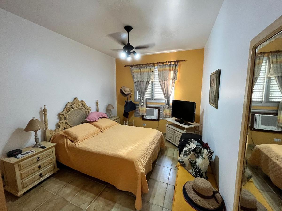 גוארויה Super Aconchegante E Espacoso - Sacada Ampla E Perto Da Praia - Super Confortavel - Ap. 13 - Ed. Maison Du Parc מראה חיצוני תמונה