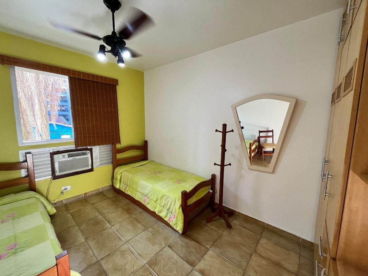גוארויה Super Aconchegante E Espacoso - Sacada Ampla E Perto Da Praia - Super Confortavel - Ap. 13 - Ed. Maison Du Parc מראה חיצוני תמונה